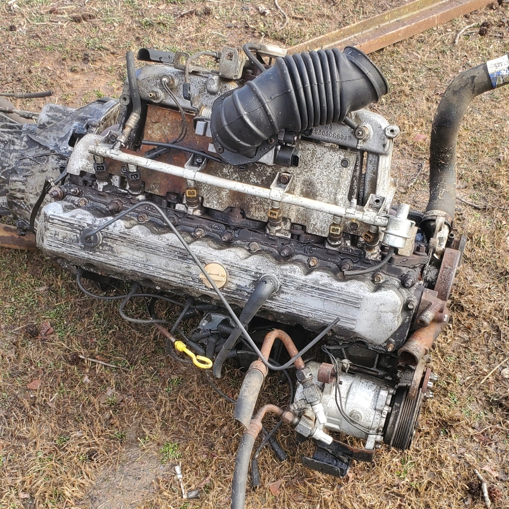 1990 jeep cherokee 4.0 motor